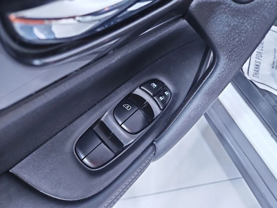 2020 Nissan Rogue - Image 12 of 12