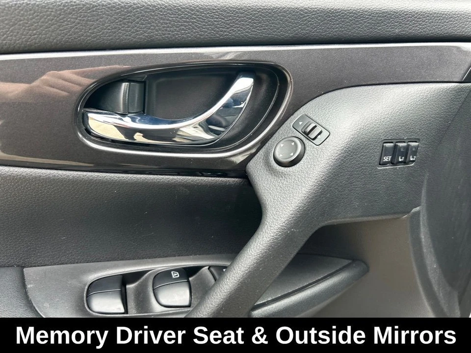 2020 Nissan Rogue - Image 12 of 12