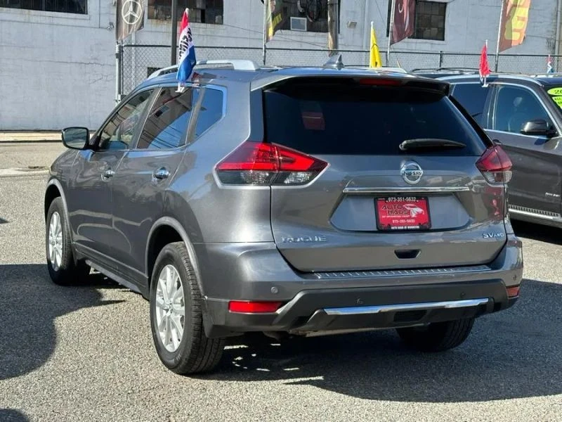 2020 Nissan Rogue - Image 6 of 12