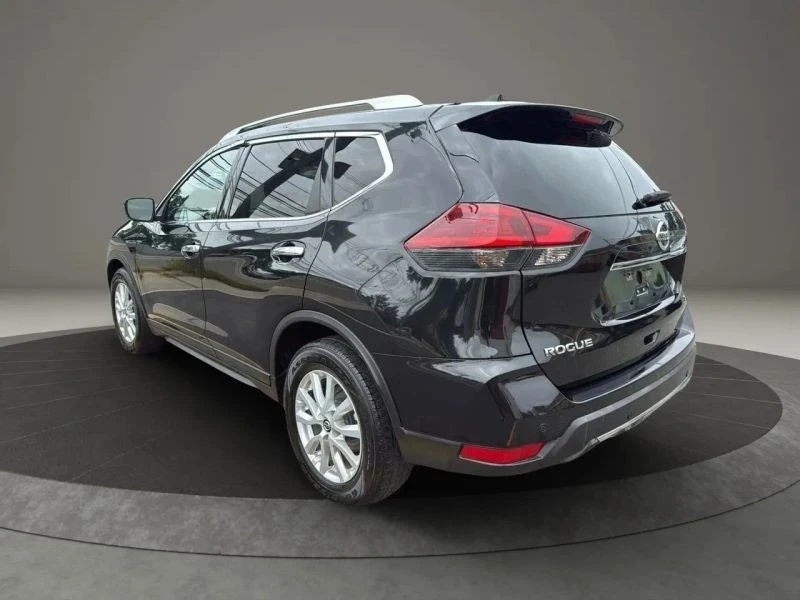 2020 Nissan Rogue - Image 7 of 12