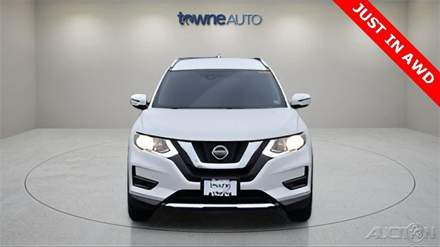 2020 Nissan Rogue - Image 9 of 21