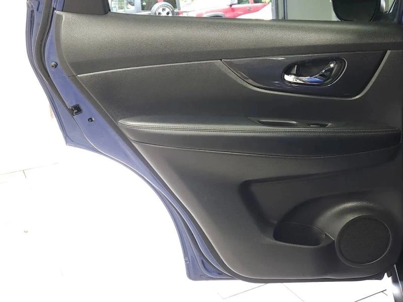 2020 Nissan Rogue - Image 12 of 12
