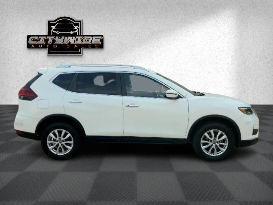 2020 Nissan Rogue - Image 4 of 19