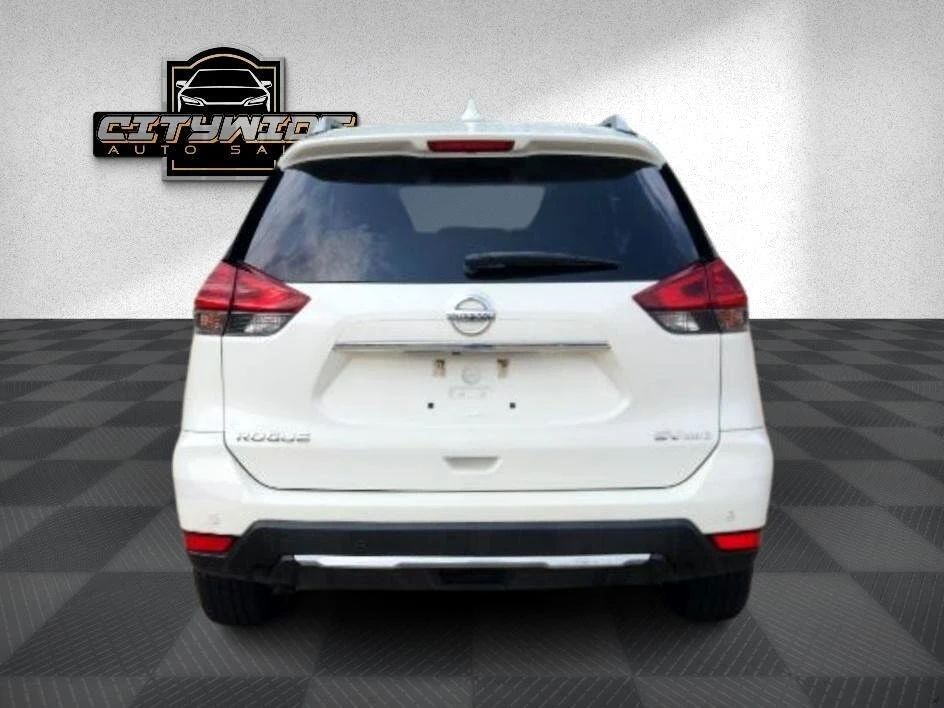 2020 Nissan Rogue - Image 7 of 19