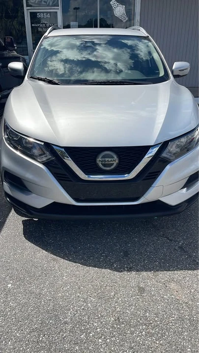 2020 Nissan Rogue - Image 2 of 4