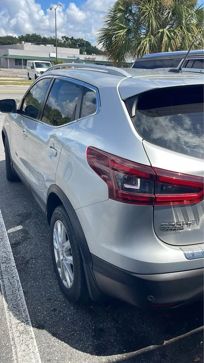 2020 Nissan Rogue - Image 3 of 4