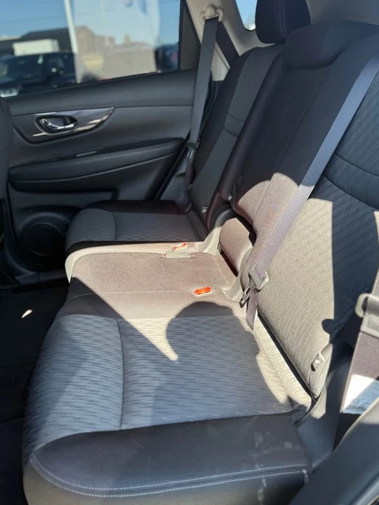 2020 Nissan Rogue - Image 4 of 6