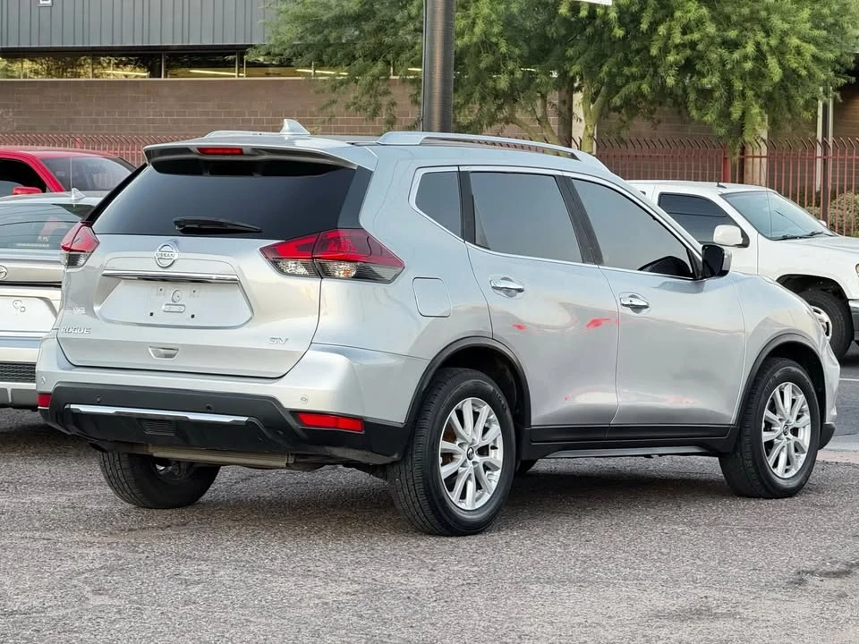 2020 Nissan Rogue - Image 4 of 4
