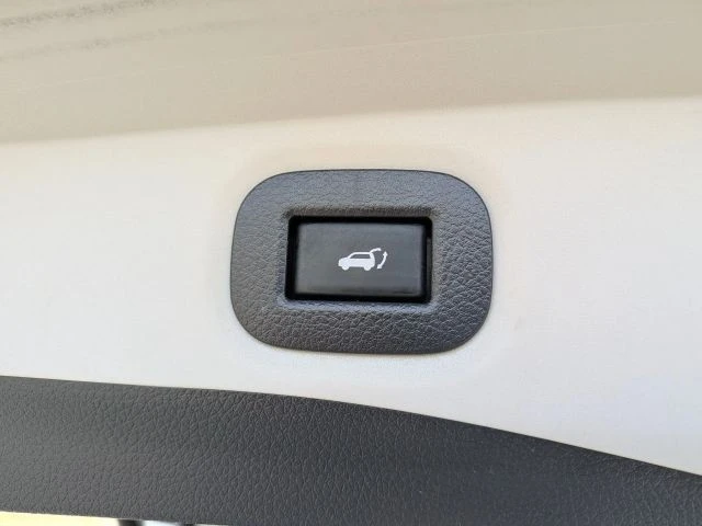 2020 Nissan Rogue - Image 21 of 21