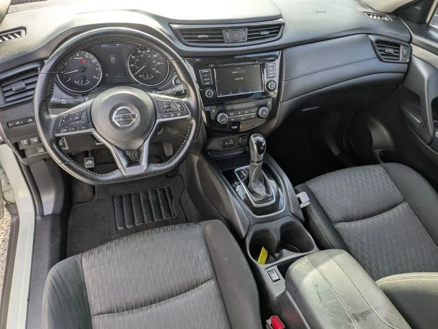 2020 Nissan Rogue - Image 10 of 21