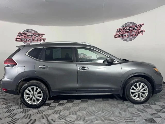 2020 Nissan Rogue - Image 8 of 12