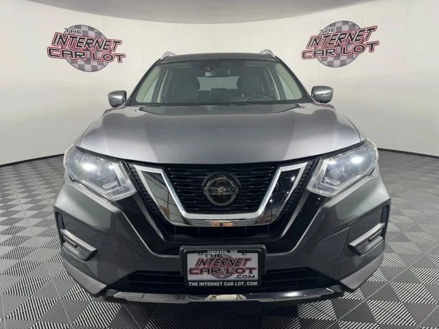 2020 Nissan Rogue - Image 2 of 12