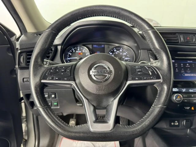2020 Nissan Rogue - Image 13 of 21