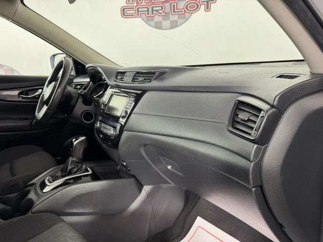 2020 Nissan Rogue - Image 12 of 12