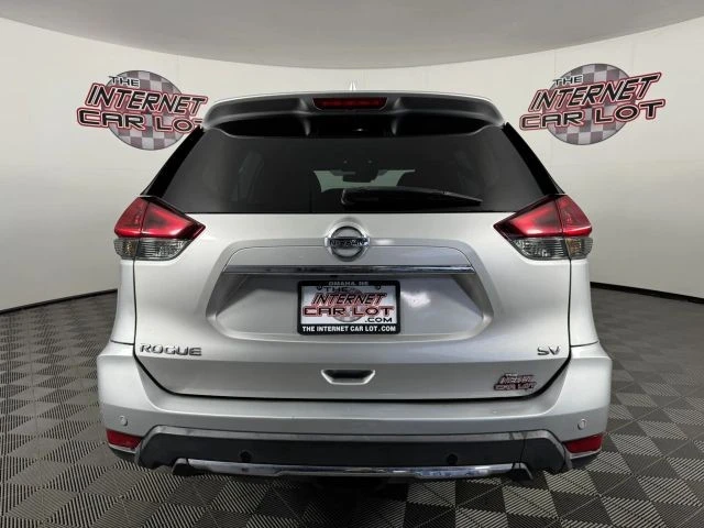 2020 Nissan Rogue - Image 6 of 12