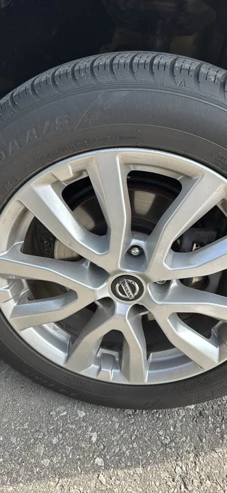 2020 Nissan Rogue - Image 4 of 20