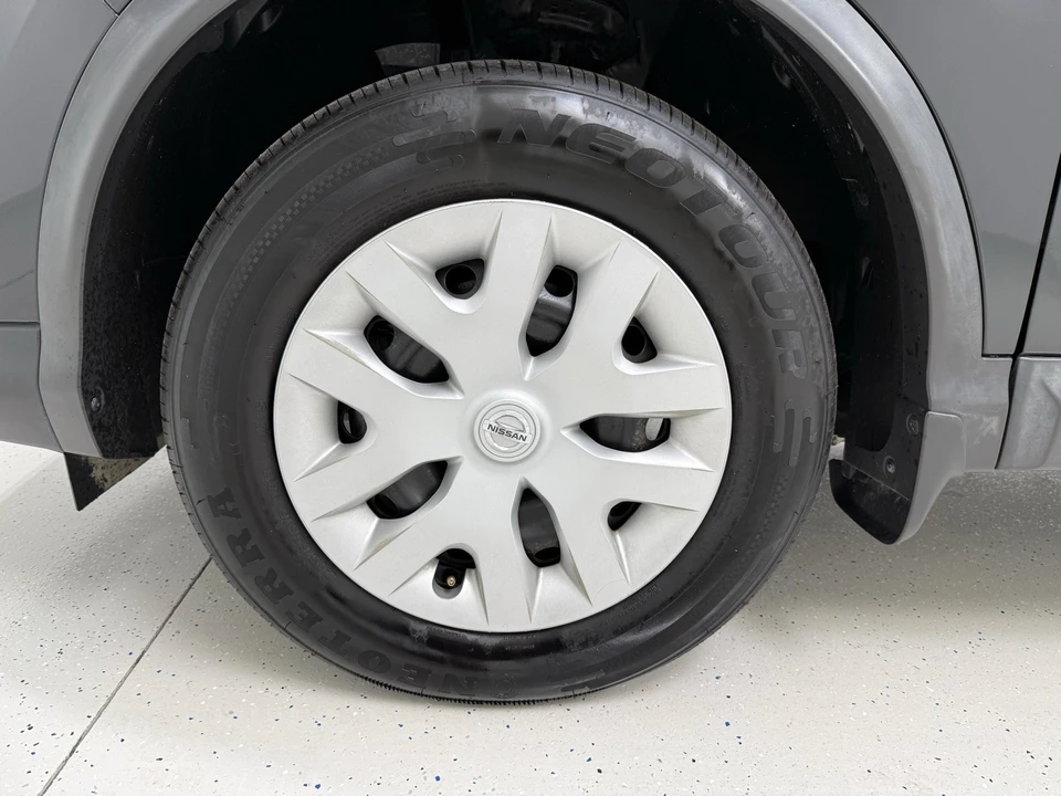 2020 Nissan Rogue - Image 8 of 21