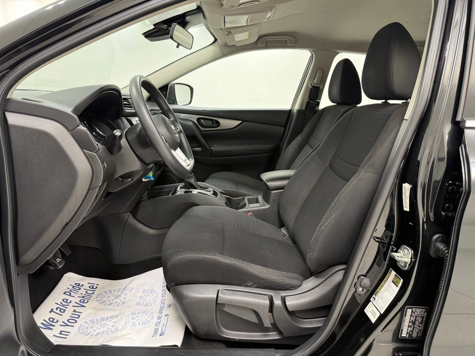 2020 Nissan Rogue - Image 13 of 21