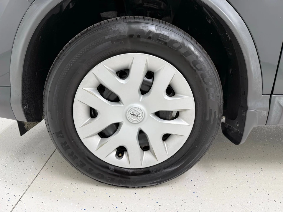 2020 Nissan Rogue - Image 8 of 21