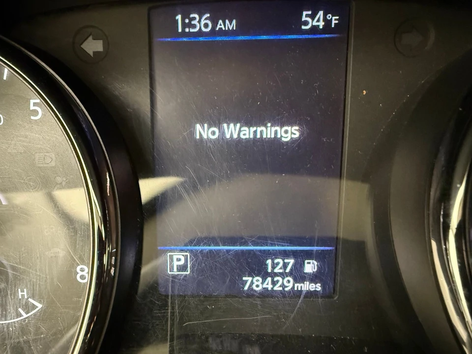 2020 Nissan Rogue - Image 14 of 21