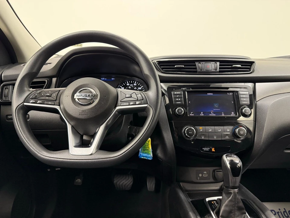 2020 Nissan Rogue - Image 18 of 21