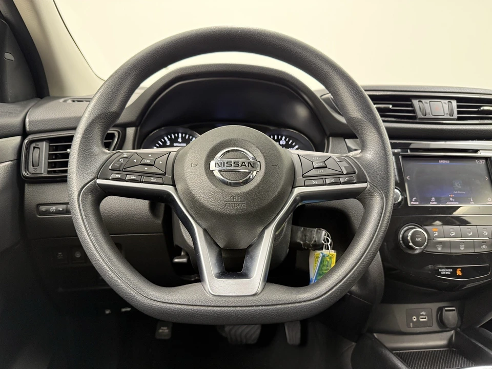 2020 Nissan Rogue - Image 17 of 21