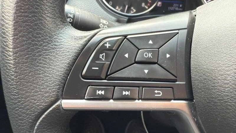 2020 Nissan Rogue - Image 12 of 12