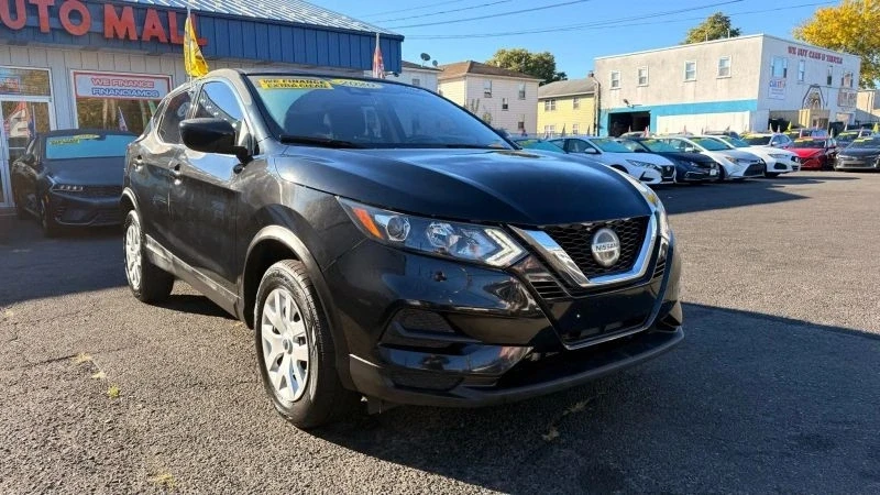 2020 Nissan Rogue - Image 2 of 12