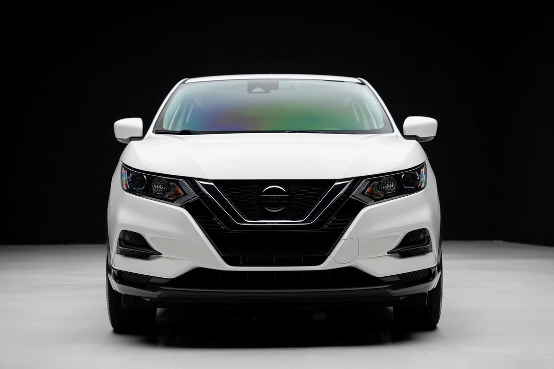 2020 Nissan Rogue - Image 7 of 12