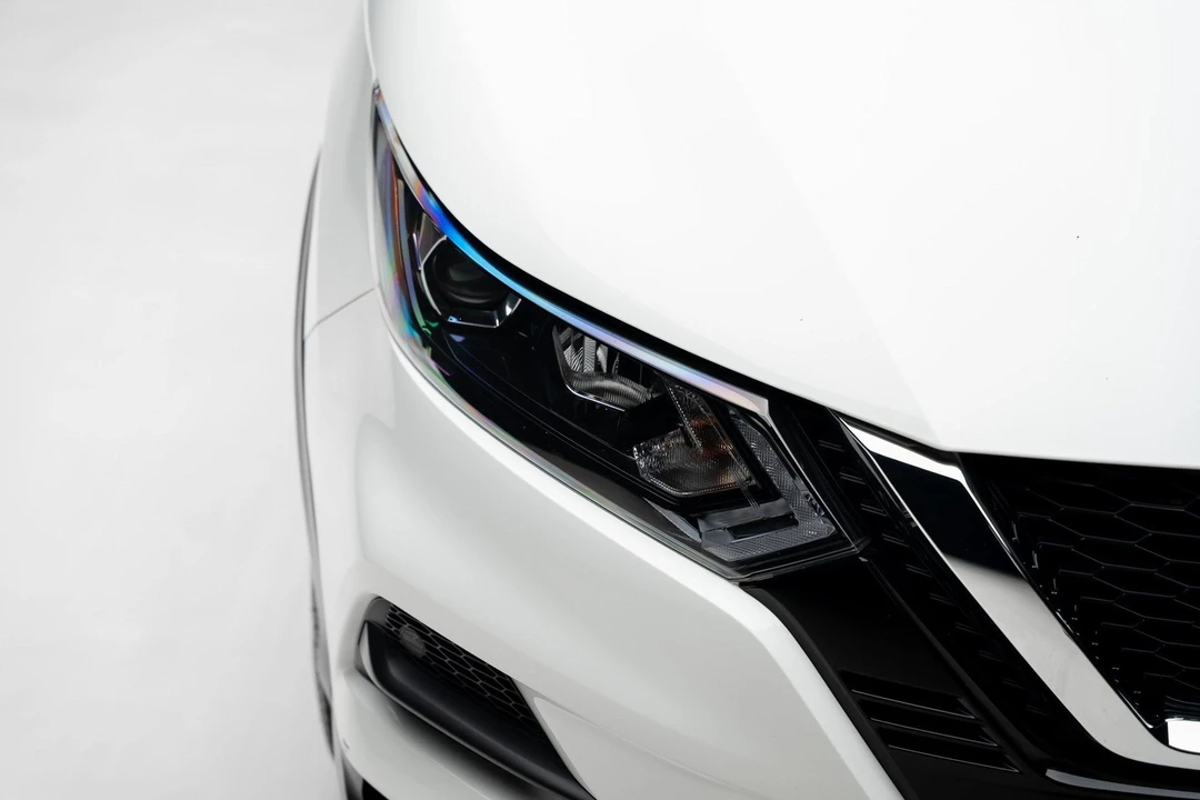 2020 Nissan Rogue - Image 11 of 21