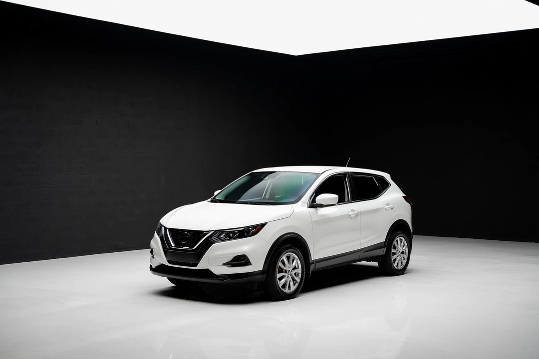 2020 Nissan Rogue - Image 4 of 21