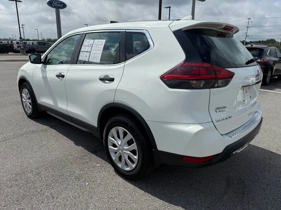 2020 Nissan Rogue - Image 8 of 15