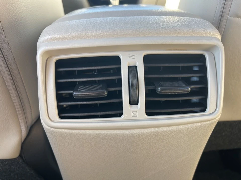 2020 Nissan Rogue - Image 14 of 21