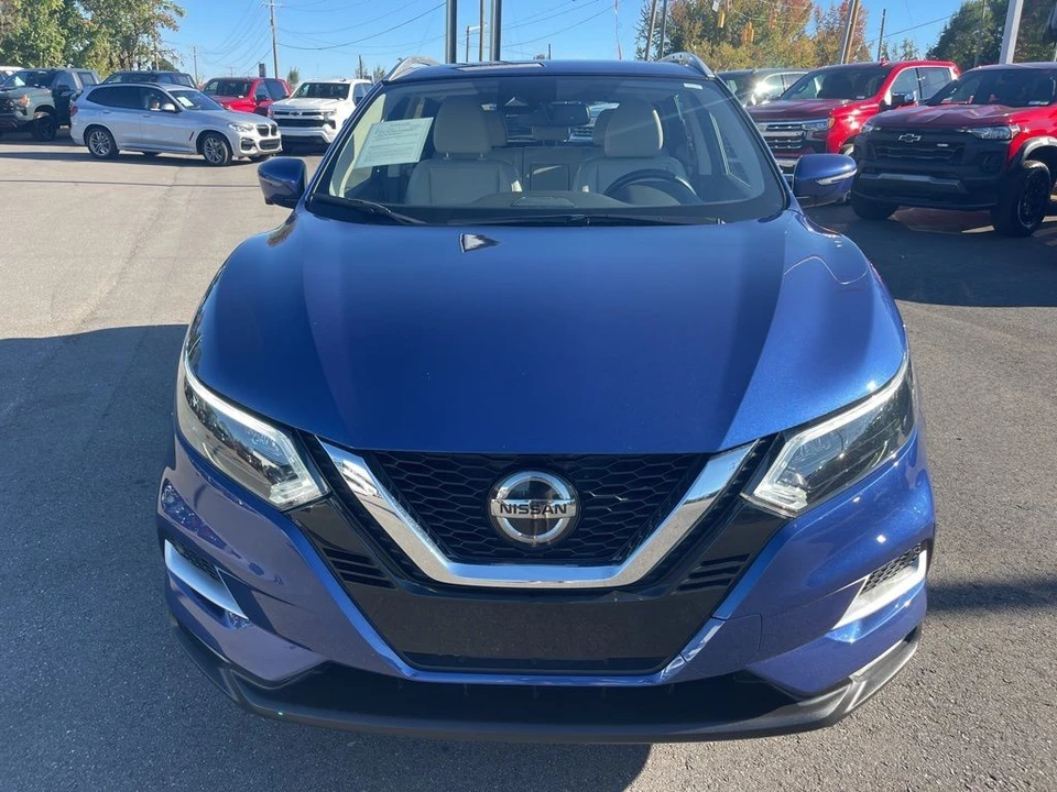 2020 Nissan Rogue - Image 8 of 21