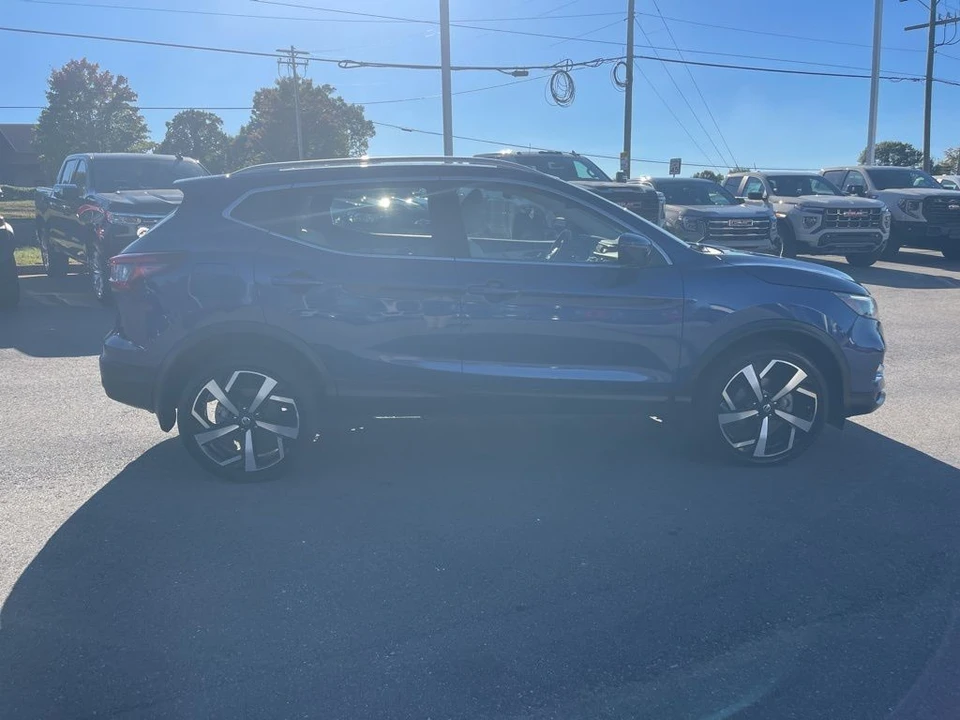 2020 Nissan Rogue - Image 6 of 12
