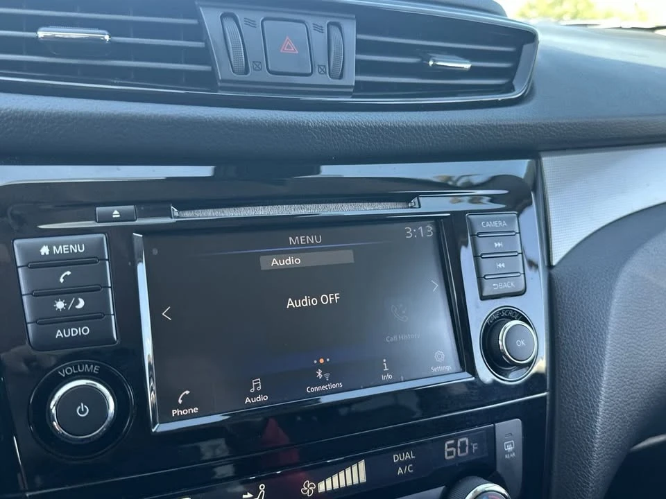2020 Nissan Rogue - Image 12 of 19