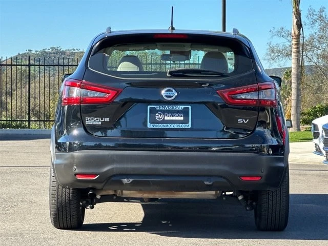 2020 Nissan Rogue - Image 4 of 12