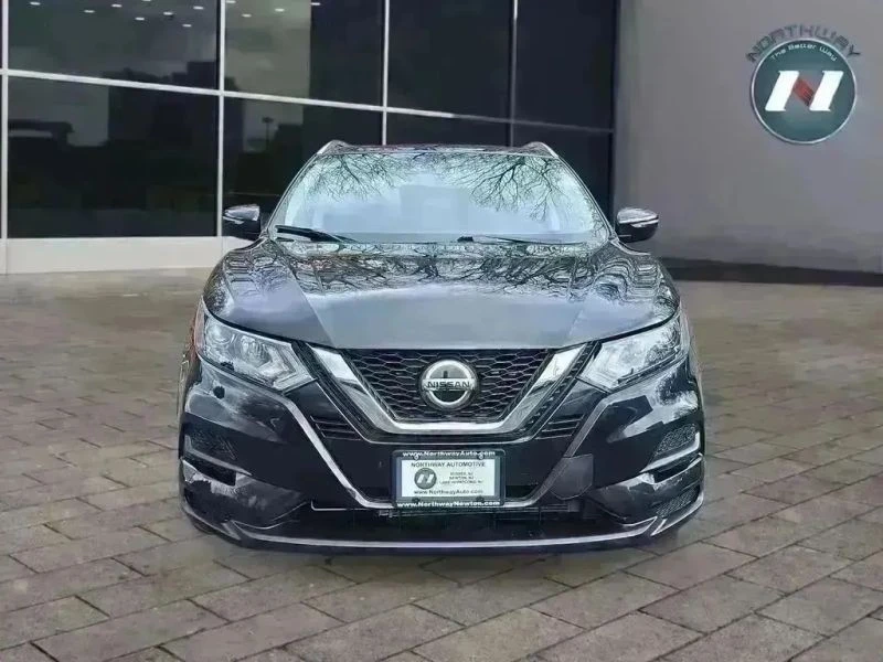 2020 Nissan Rogue - Image 8 of 12