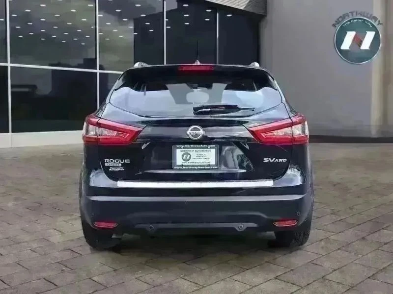 2020 Nissan Rogue - Image 4 of 12