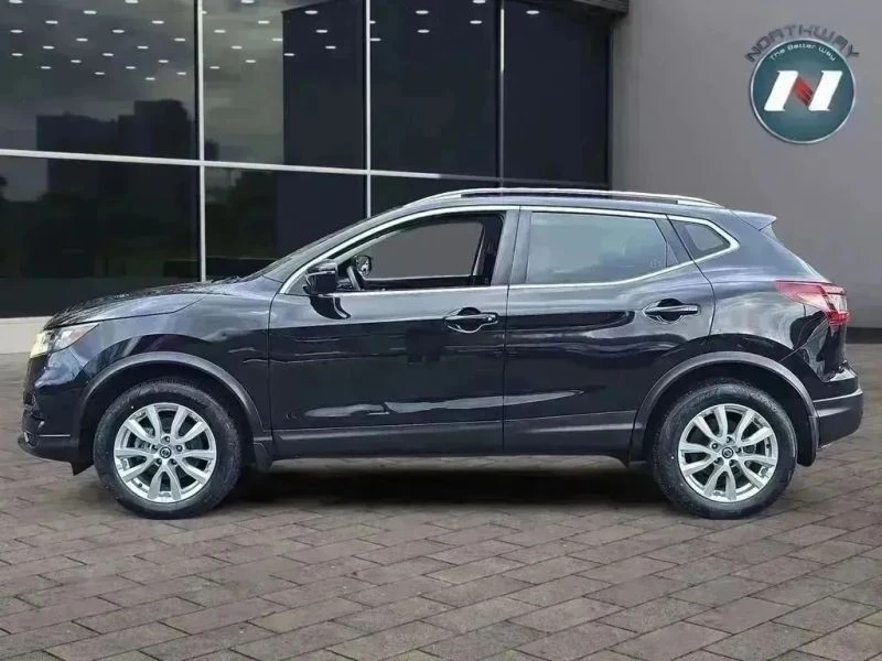 2020 Nissan Rogue - Image 2 of 12