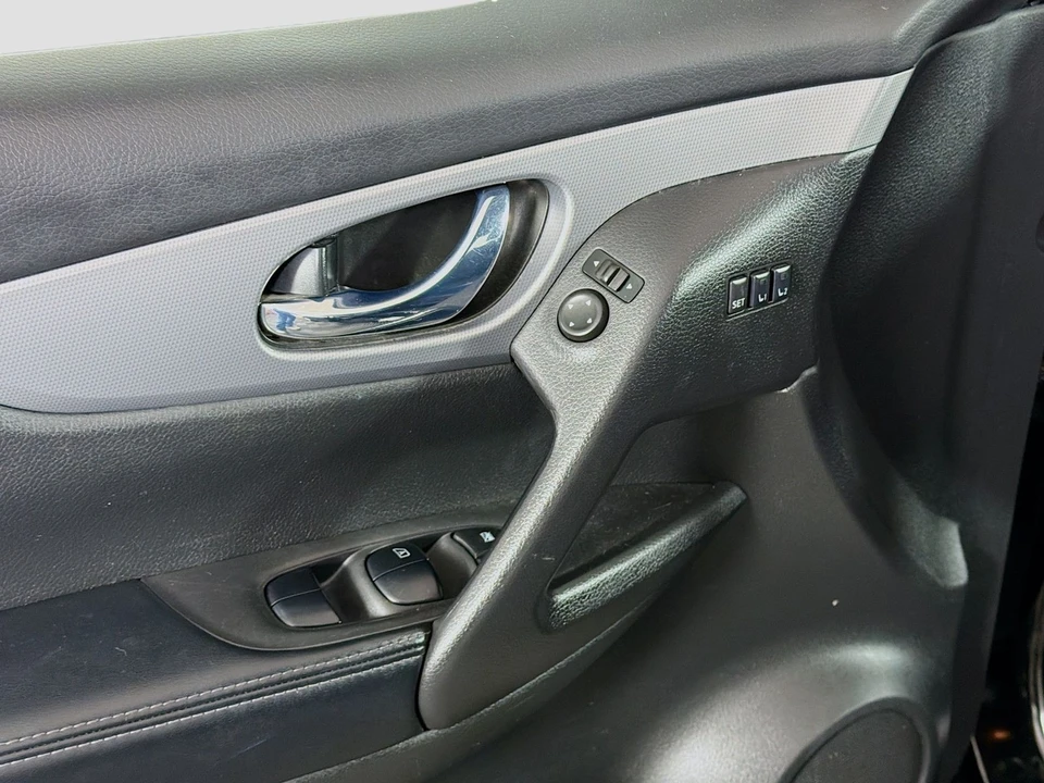 2020 Nissan Rogue - Image 20 of 21