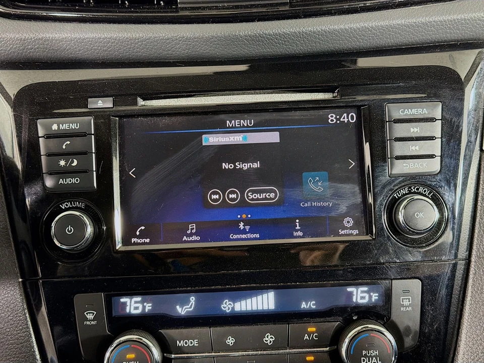 2020 Nissan Rogue - Image 16 of 21