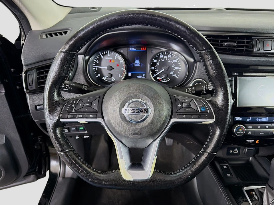2020 Nissan Rogue - Image 14 of 21