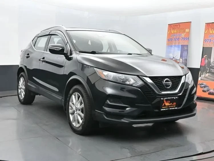 2020 Nissan Rogue - Image 2 of 12