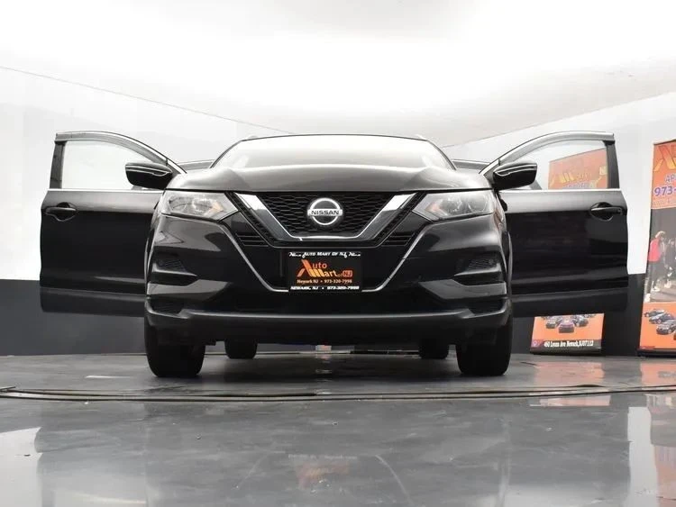 2020 Nissan Rogue - Image 11 of 12