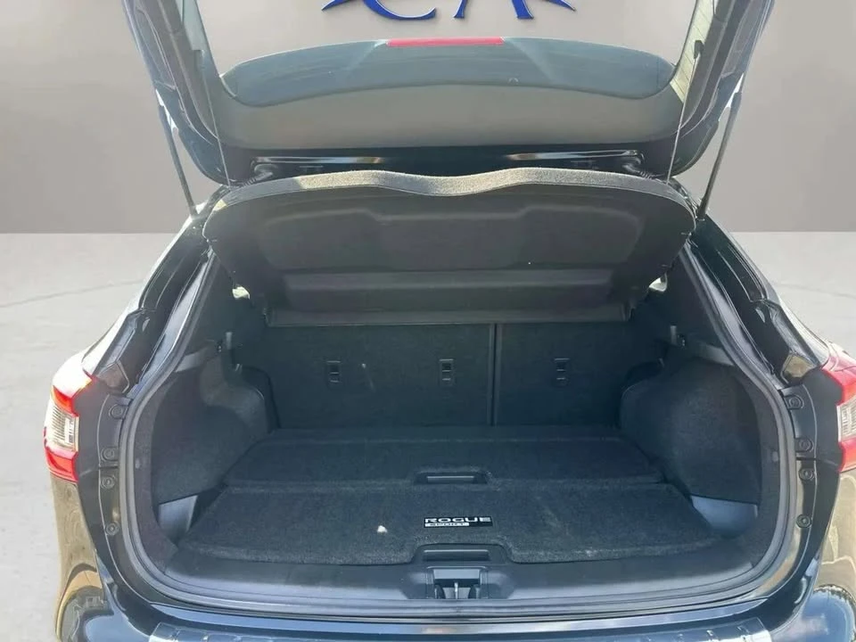 2020 Nissan Rogue - Image 19 of 20