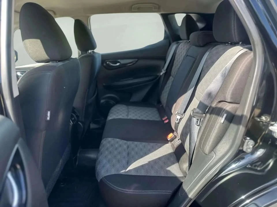 2020 Nissan Rogue - Image 17 of 20