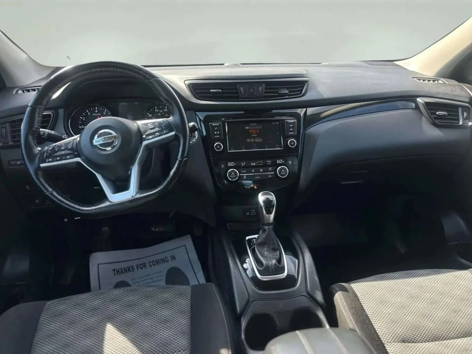 2020 Nissan Rogue - Image 18 of 20