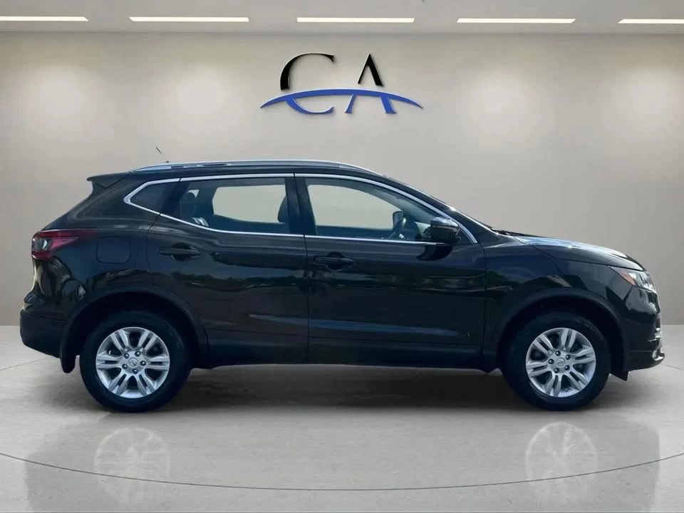 2020 Nissan Rogue - Image 8 of 20