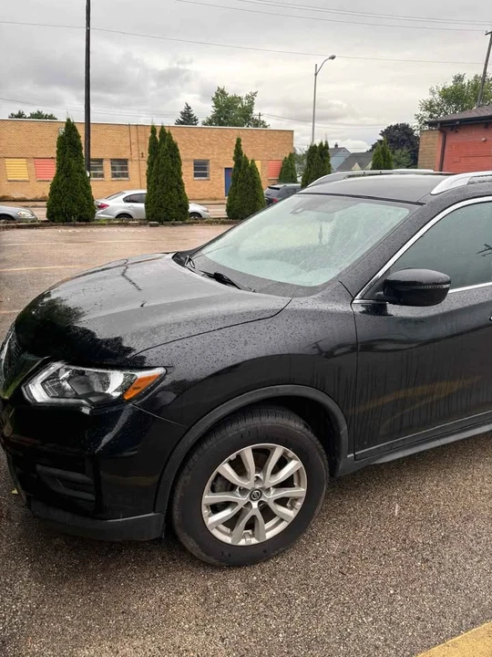 2020 Nissan Rogue - Image 3 of 8